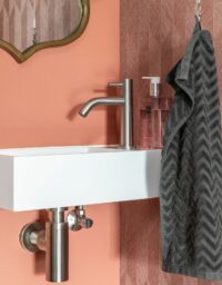 Sani-Dump - gekleurde  mediterrane badkamer